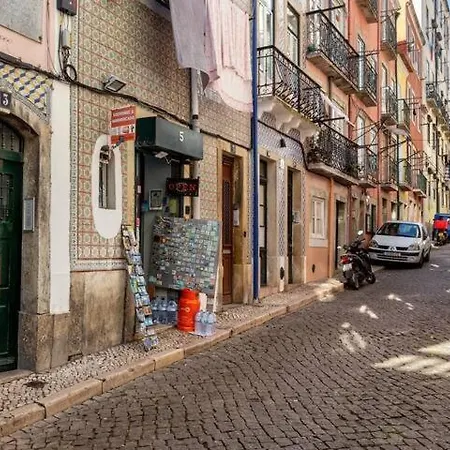 Guestready - Modern Near Alcantara Scenic View Lisboa