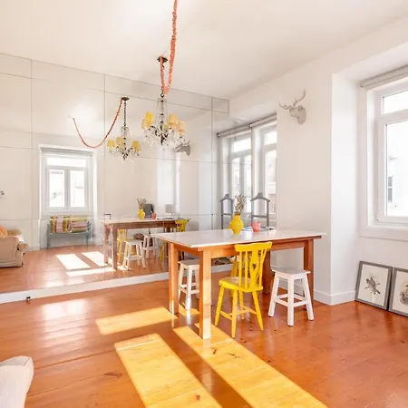 Joivy Chic 2br In Bairro Alto, 2mins To Sao Pedro De Alcantara Viewpoint *