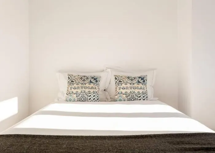 Guestready - Modern Near Alcantara Scenic View